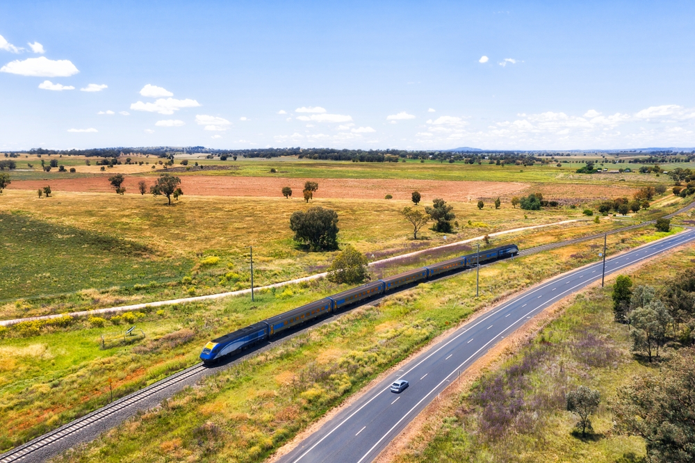 day trips from melbourne on train